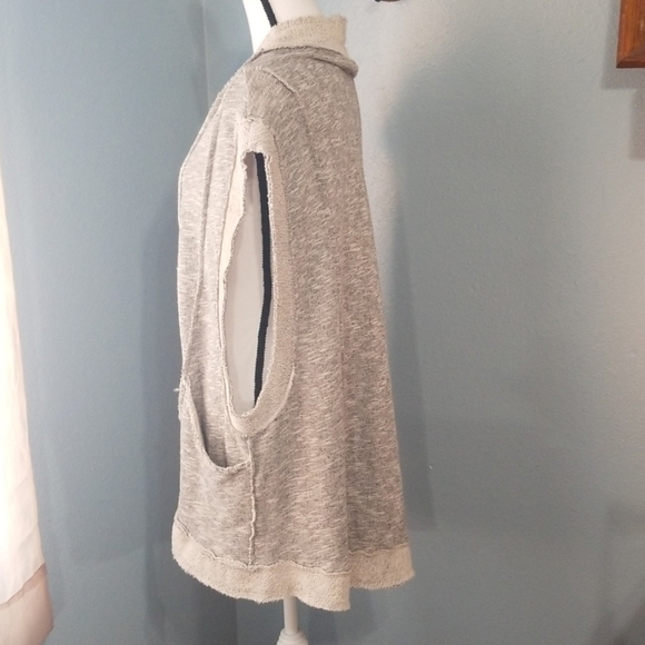 Ecote Anthropologie Oversized Sweater Vest - Picture 7 of 8